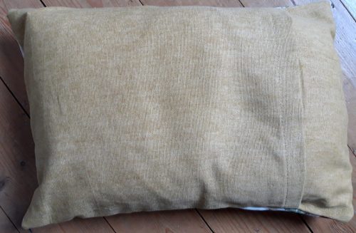 Louise Bell Quilts, Owl cushion, pale, right, back