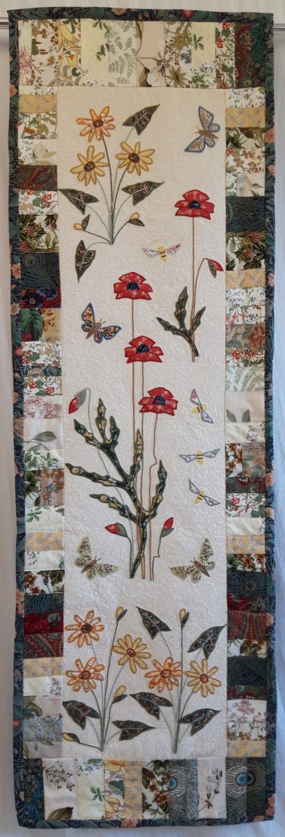 Louise Bell Quilts, 2023, Wall hanging Poppies